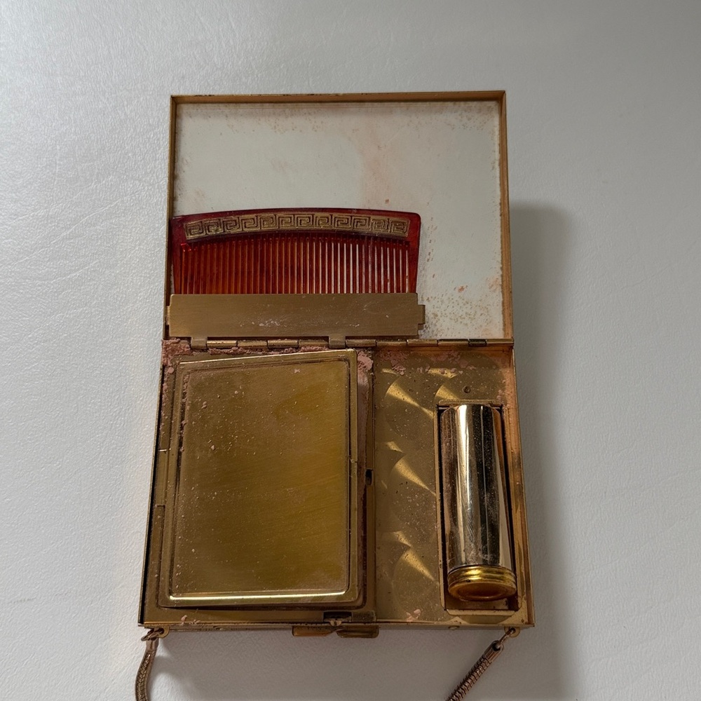 Wiesner of Miami Floral Mirror & Fold-out Comb and compact - Picture 2 of 7
